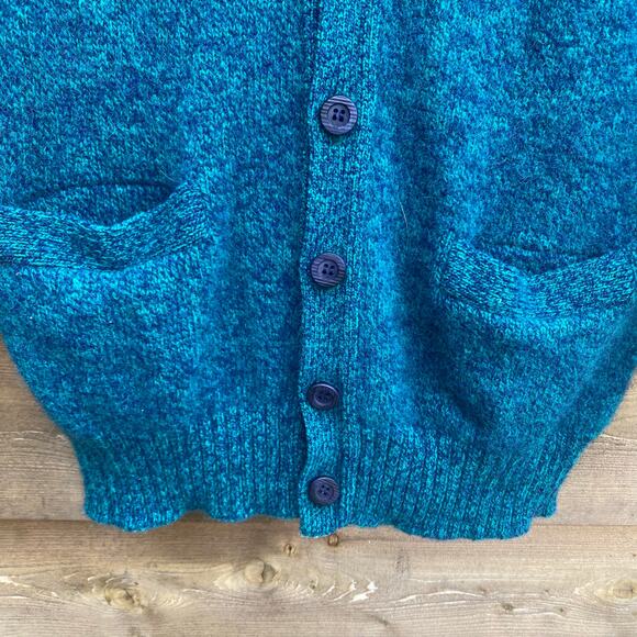 Gap 100% wool vintage blue V-neck cardigan sweater - Picture 3 of 5
